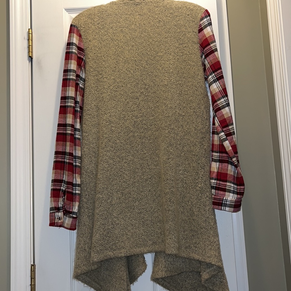 Cardigan - Picture 3 of 3
